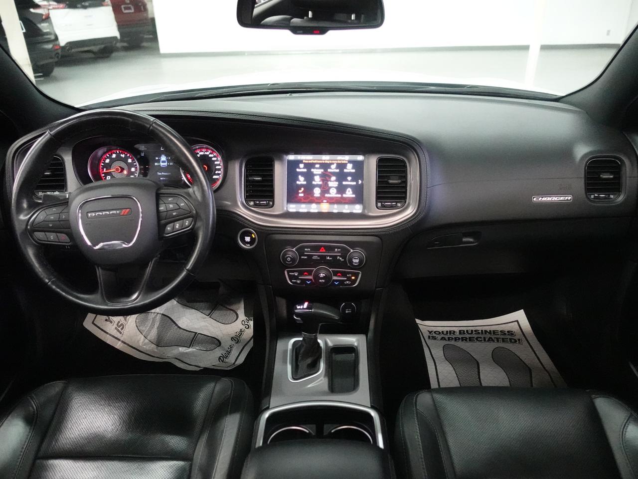 2023 Dodge Charger SXT | AWD | Nav | Leather | Sunroof | CarPlay