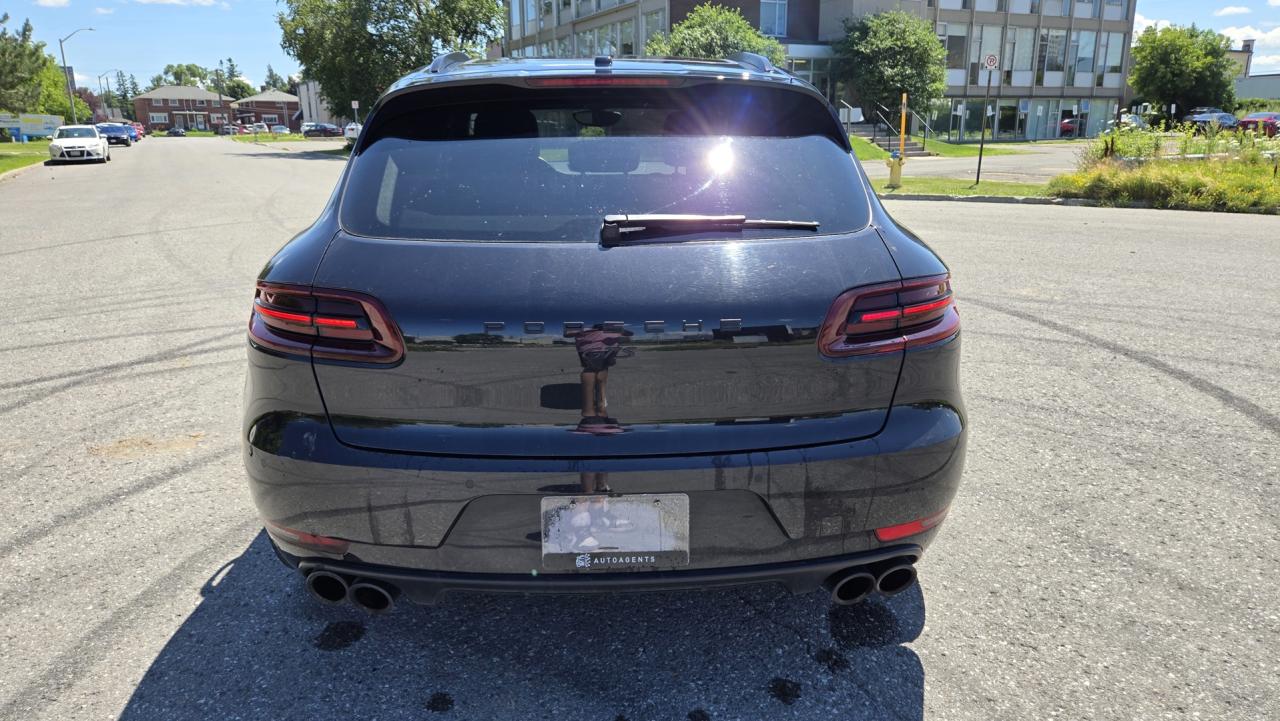 2017 Porsche Macan GTS - Photo #4