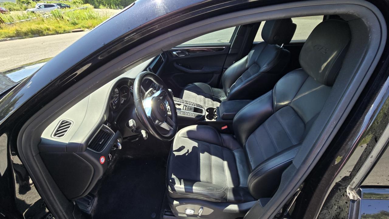 2017 Porsche Macan GTS - Photo #10