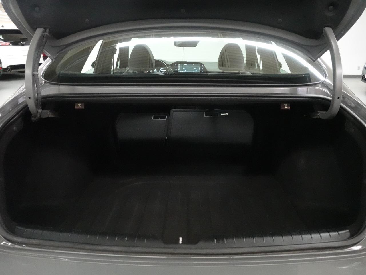 2023 Hyundai Sonata SPORT | 1.6T | Nav | Leather | Pano roof | CarPlay