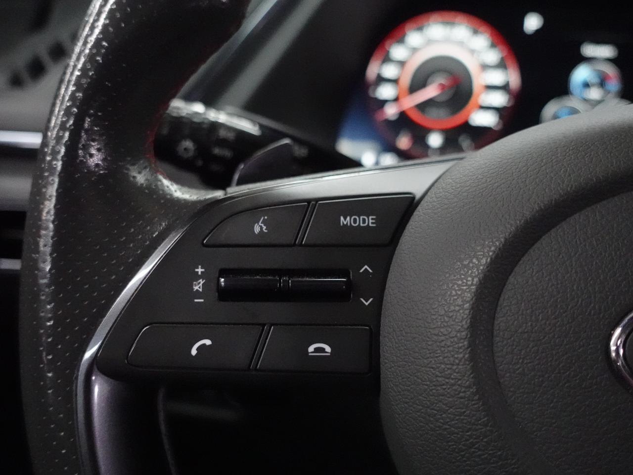 2023 Hyundai Sonata SPORT | 1.6T | Nav | Leather | Pano roof | CarPlay