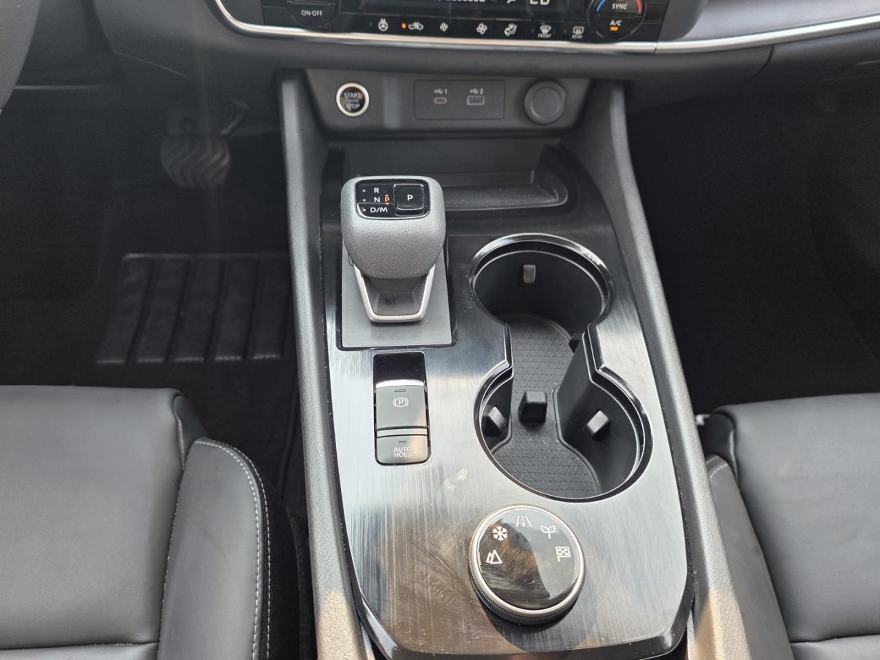 2023 Nissan Rogue SV MIDNIGHT EDITION ,Low Kms, One Owner - Photo #17