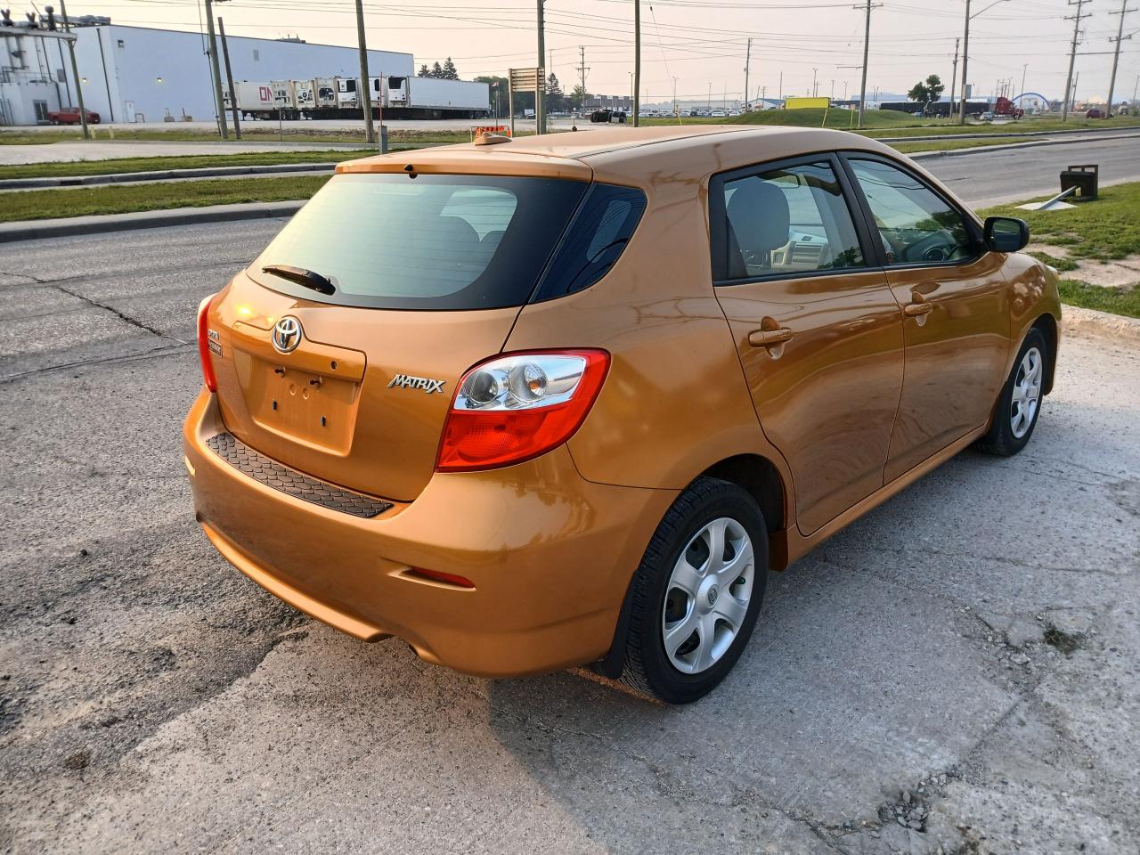 2010 Toyota Matrix  - Photo #5