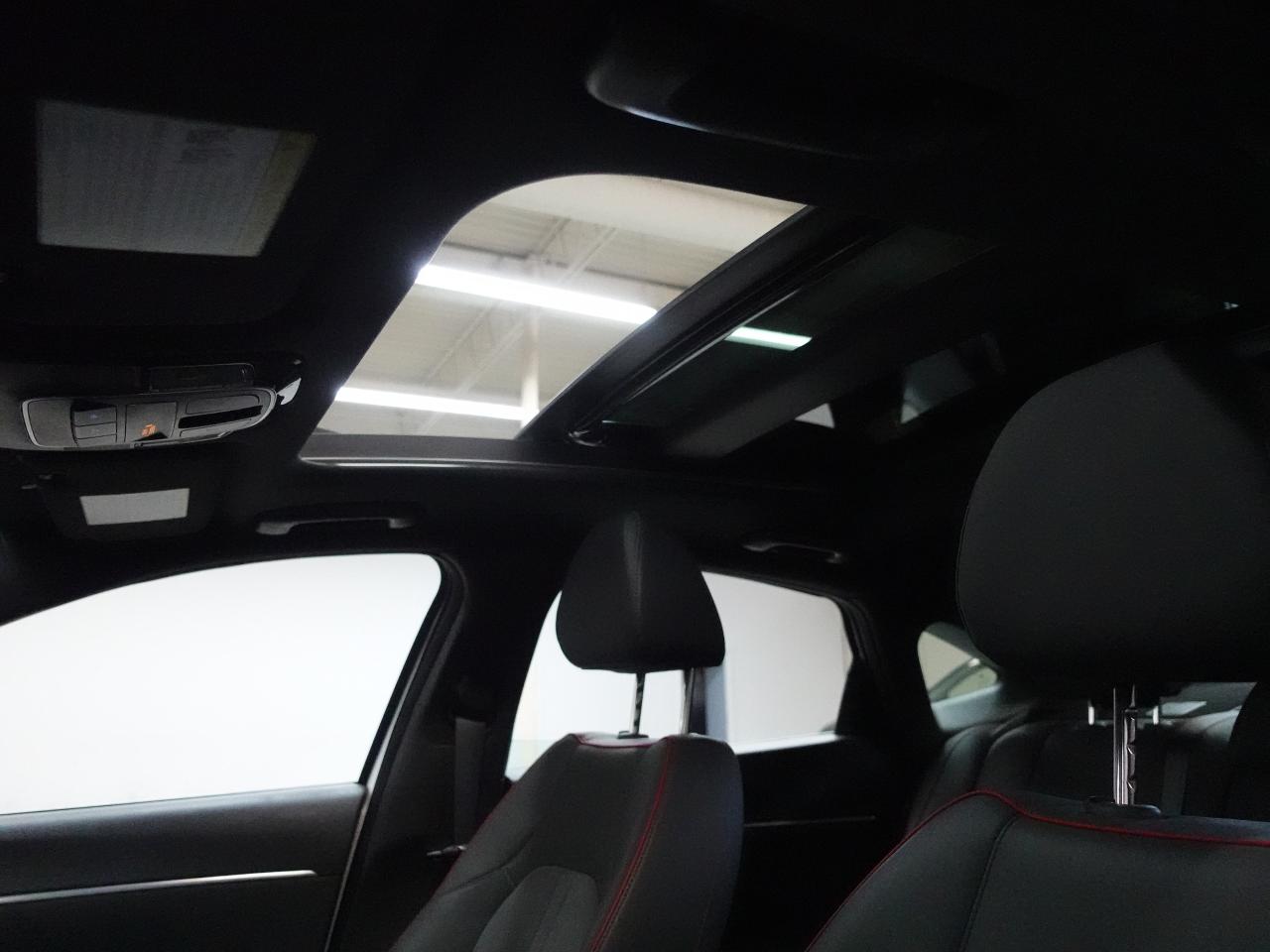 2022 Hyundai Sonata SPORT | 1.6T | Leather | Pano roof | BSM | CarPlay
