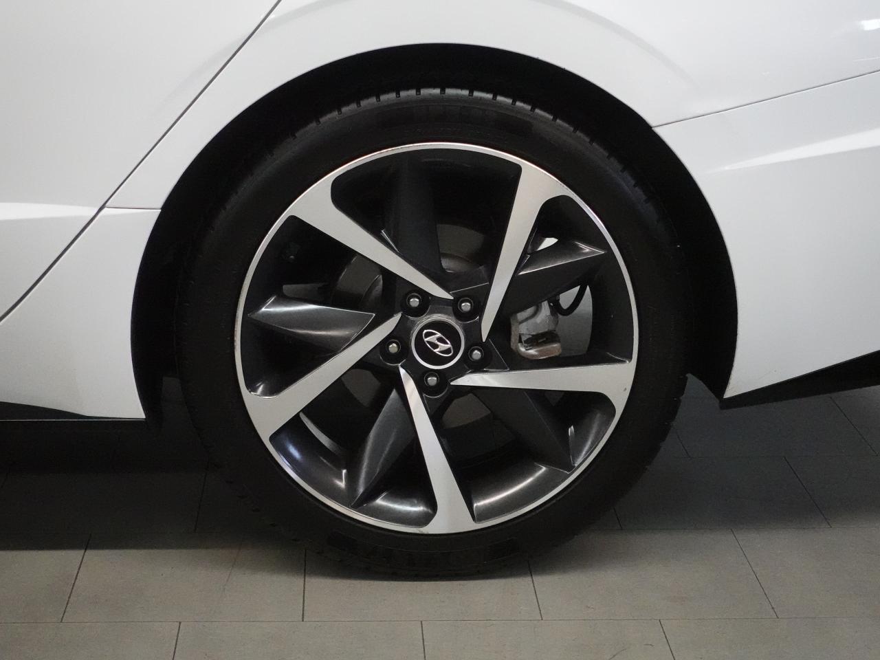 2022 Hyundai Sonata SPORT | 1.6T | Leather | Pano roof | BSM | CarPlay