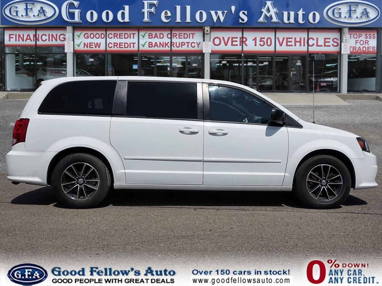 2017 Dodge Grand Caravan SXT MODEL, ALLOY WHEELS, 7 PASSENGER Photo3