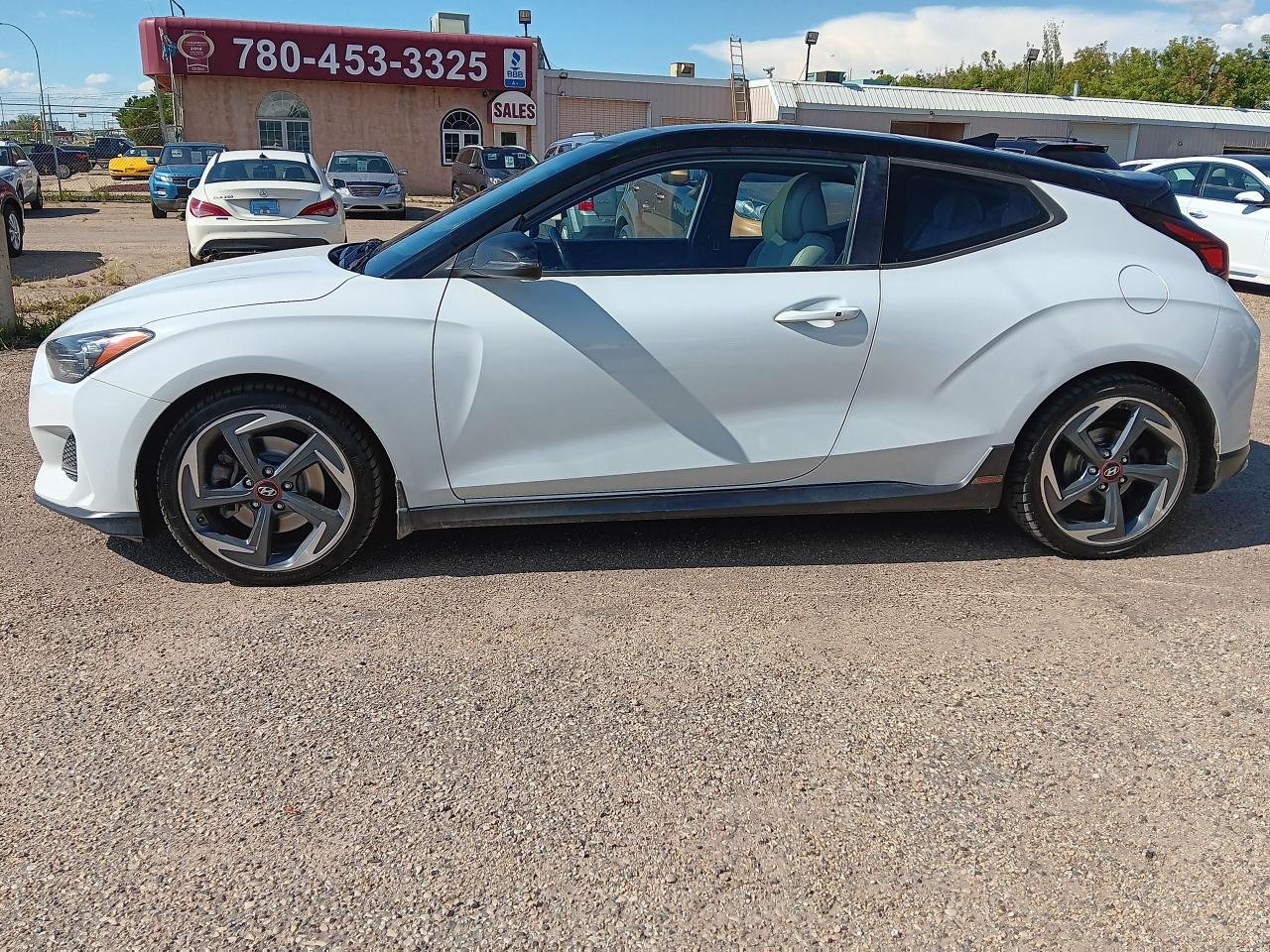 2020 Hyundai Veloster Turbo,Leather,Pano,Blindspot, Htd Seats & Steerin - Photo #4