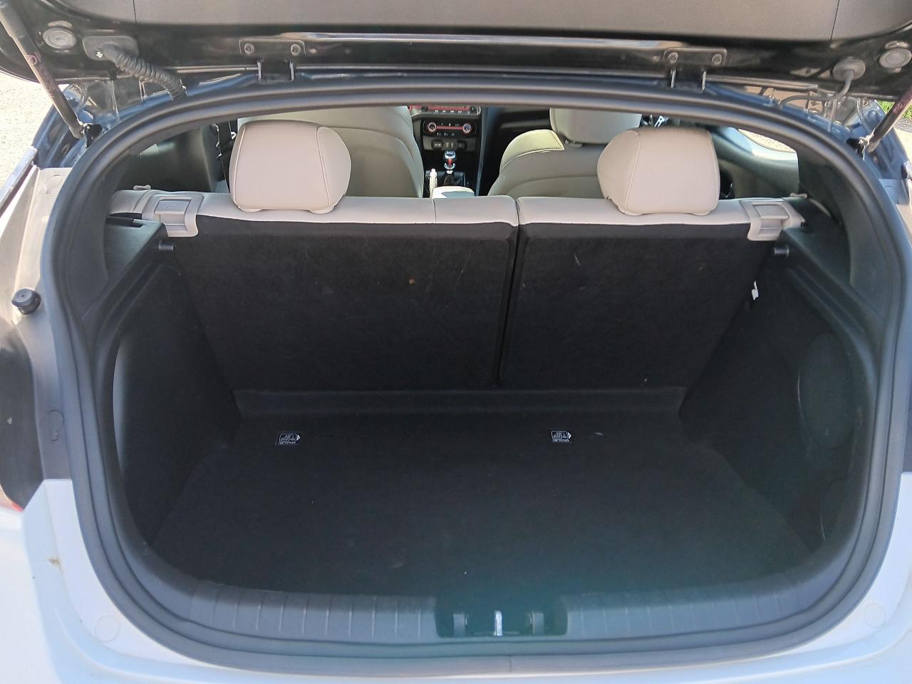 2020 Hyundai Veloster Turbo,Leather,Pano,Blindspot, Htd Seats & Steerin - Photo #7
