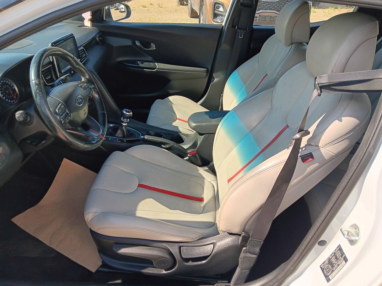 2020 Hyundai Veloster Turbo,Leather,Pano,Blindspot, Htd Seats & Steerin - Photo #15