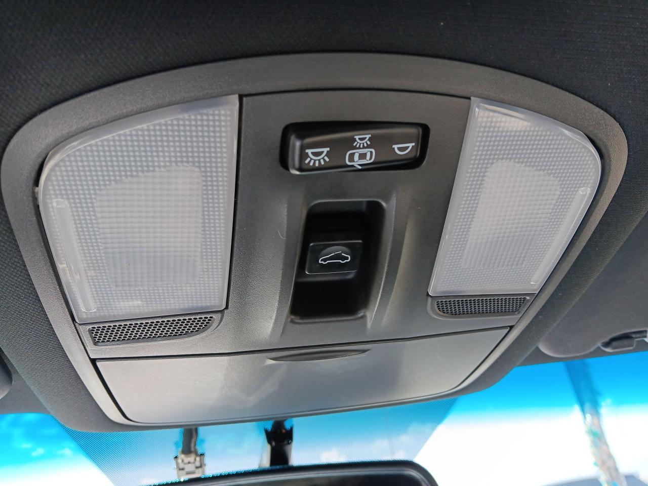 2020 Hyundai Veloster Turbo,Leather,Pano,Blindspot, Htd Seats & Steerin - Photo #18