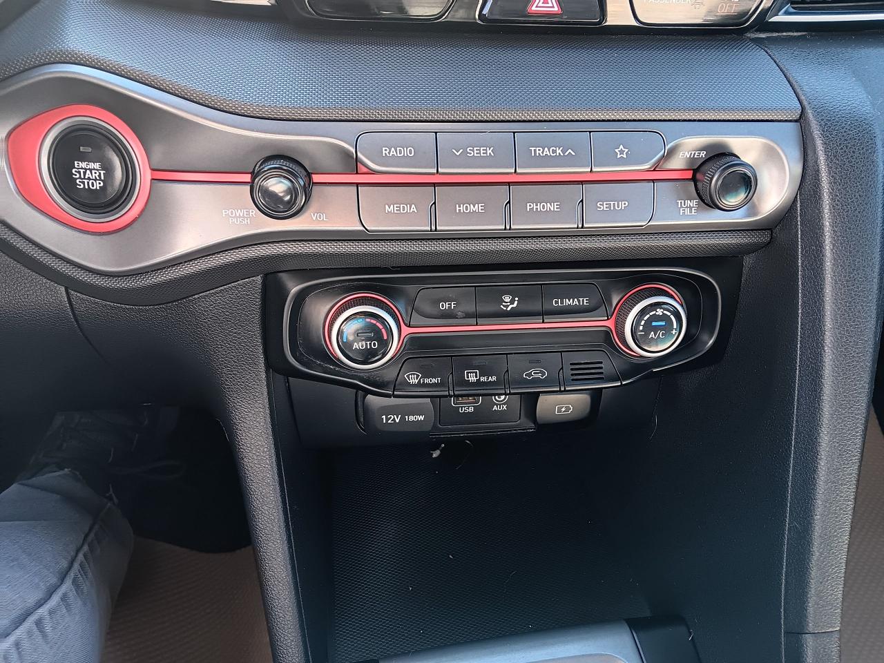 2020 Hyundai Veloster Turbo,Leather,Pano,Blindspot, Htd Seats & Steerin - Photo #21