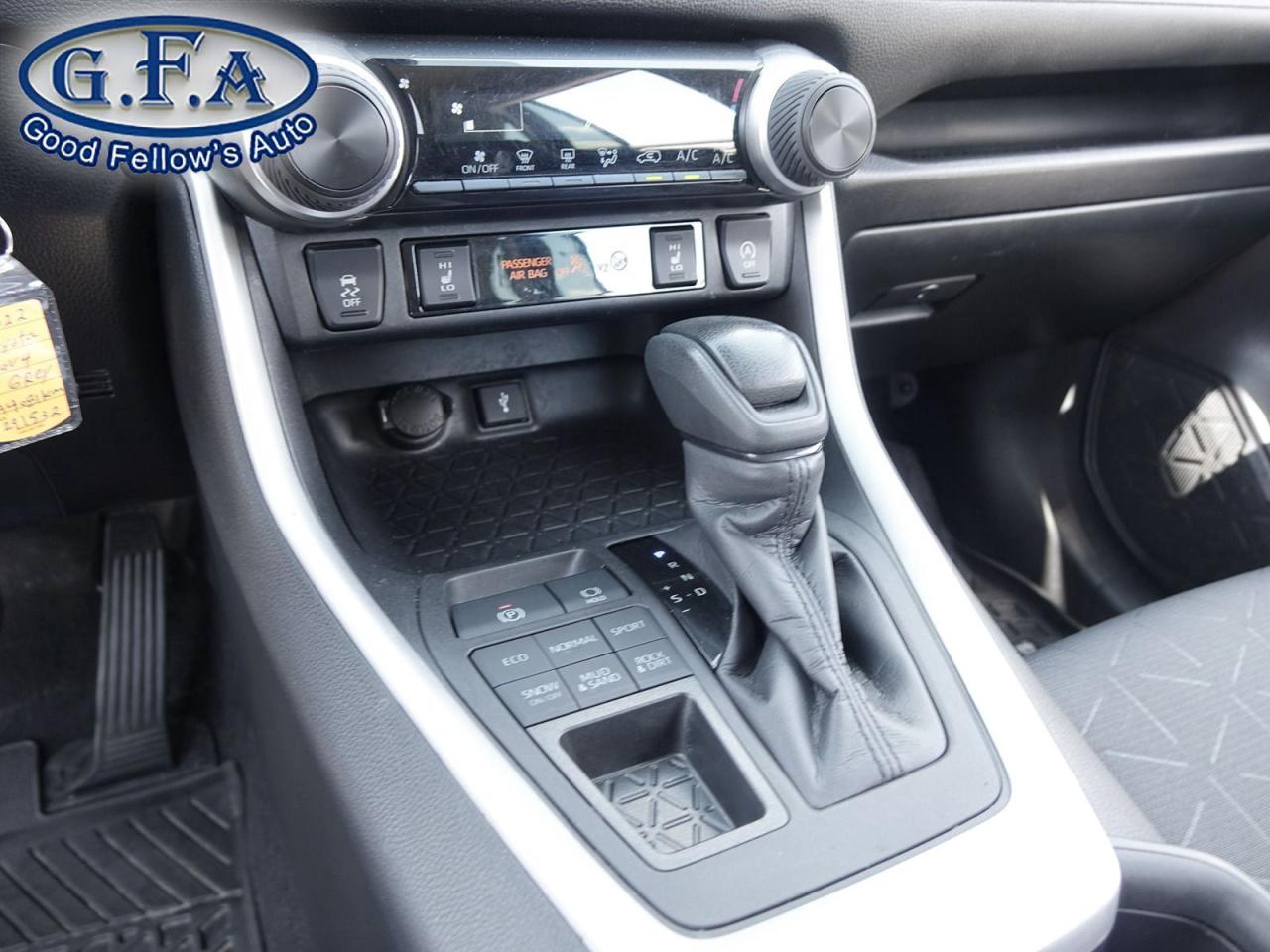 2022 Toyota RAV4 LE MODEL, AWD, REARVIEW CAMERA, HEATED SEATS, LANE - Photo #14