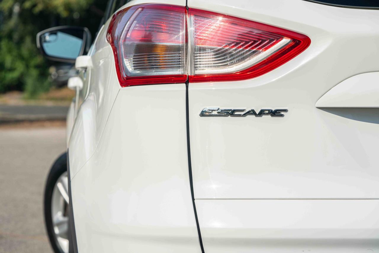 2016 Ford Escape SE - Photo #14