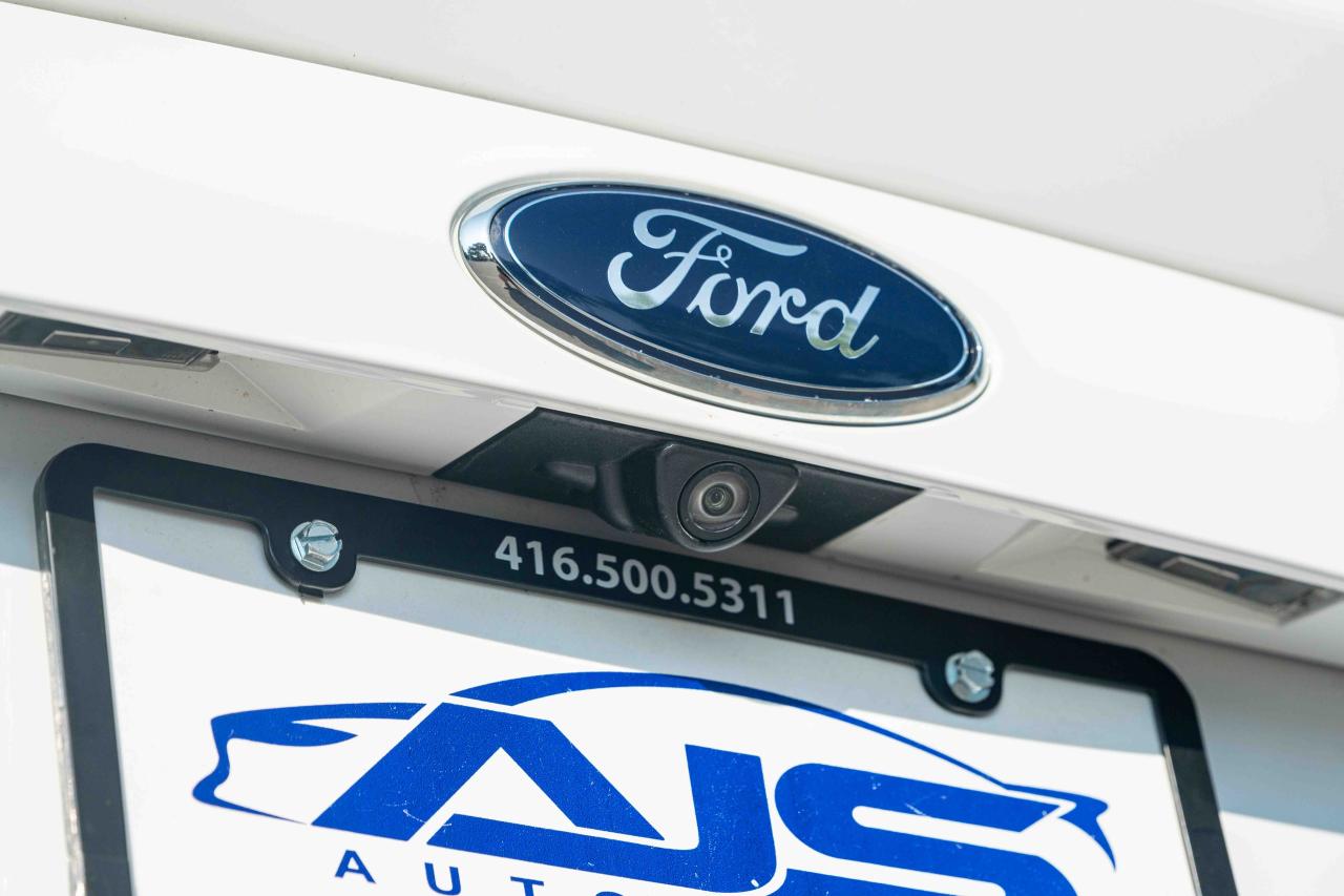 2016 Ford Escape SE - Photo #13