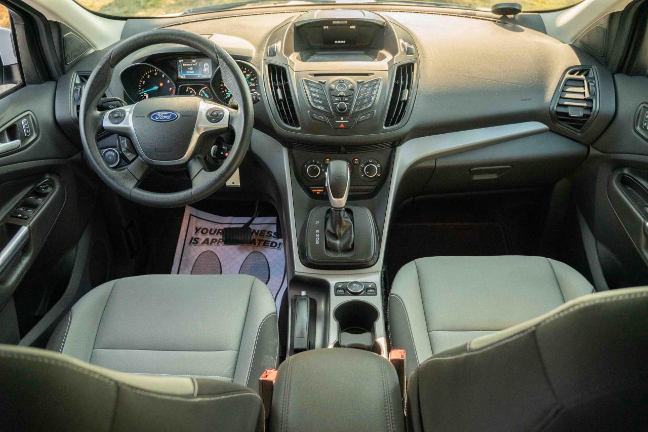 2016 Ford Escape SE - Photo #42