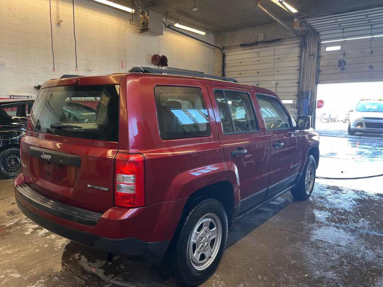 2015 Jeep Patriot  - Photo #4