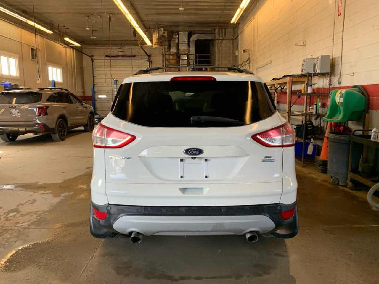 2015 Ford Escape SE - Photo #5