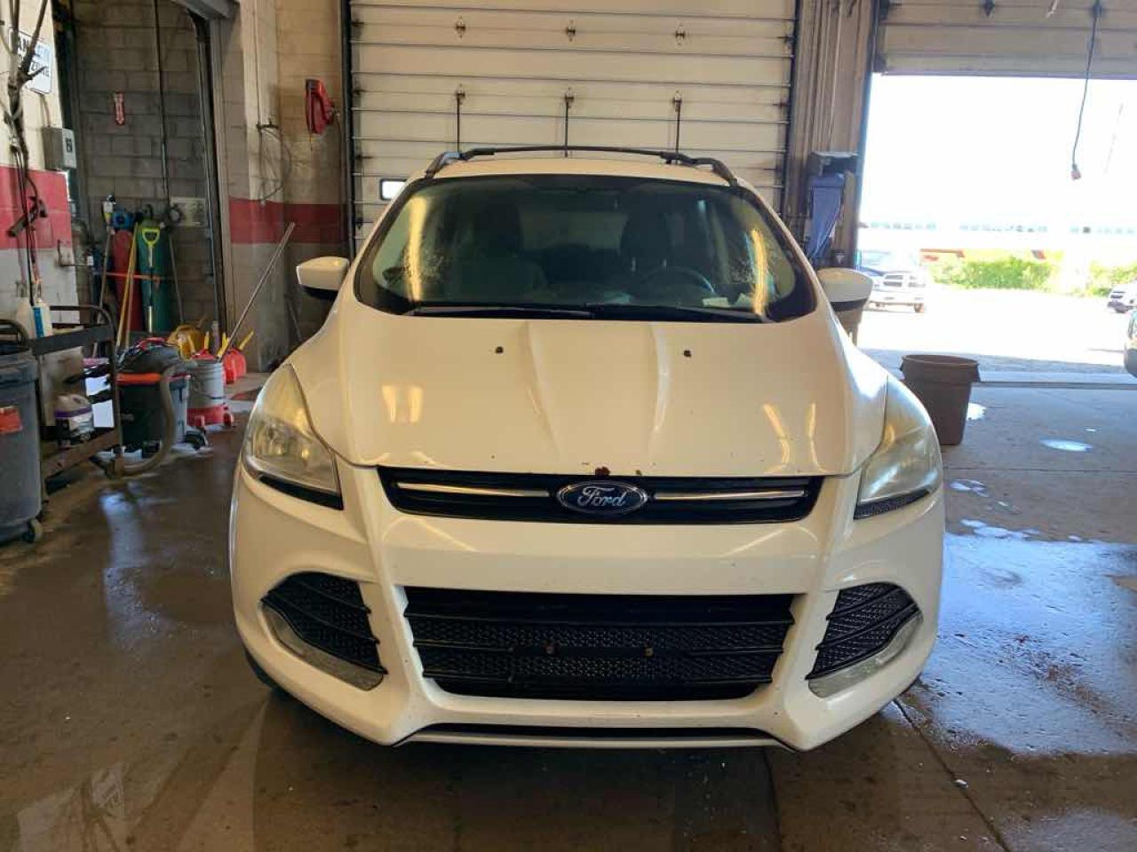 2015 Ford Escape SE - Photo #2