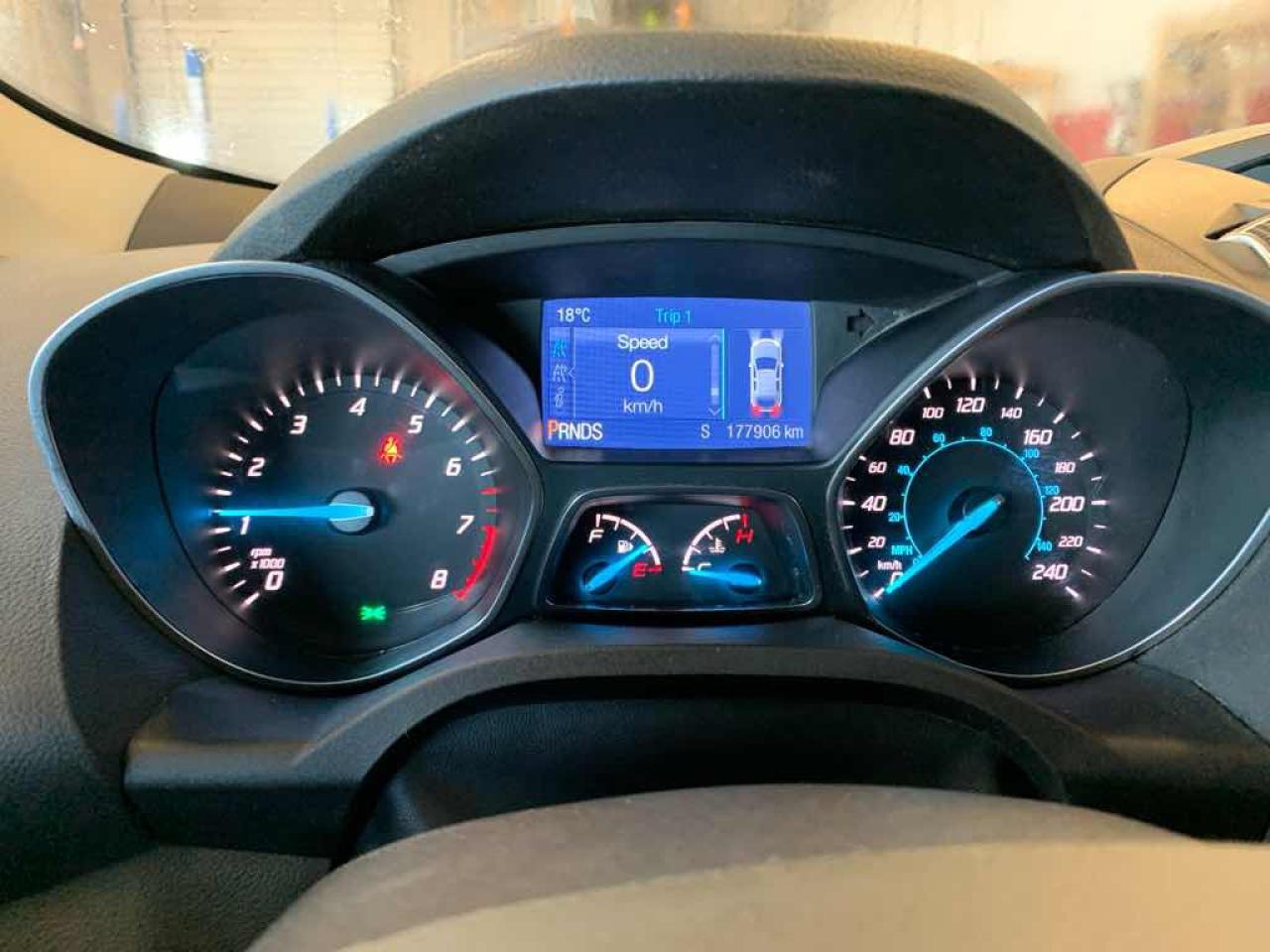 2015 Ford Escape SE - Photo #9