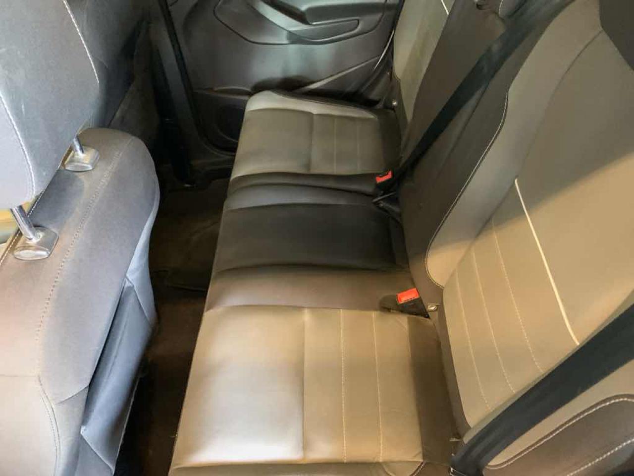2015 Ford Escape SE - Photo #12