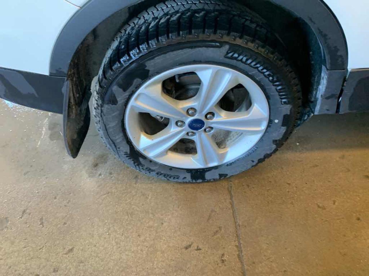 2015 Ford Escape SE - Photo #18
