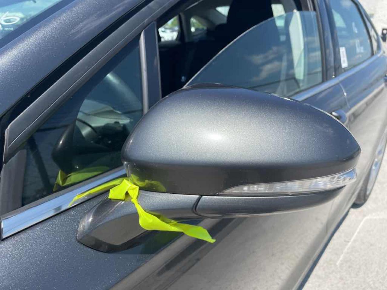 2016 Ford Fusion SE - Photo #16