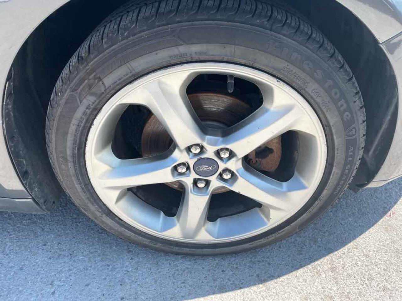 2016 Ford Fusion SE - Photo #25