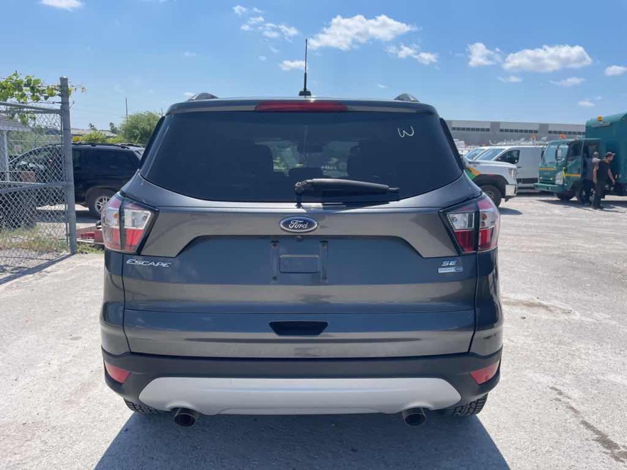 2018 Ford Escape SE - Photo #5