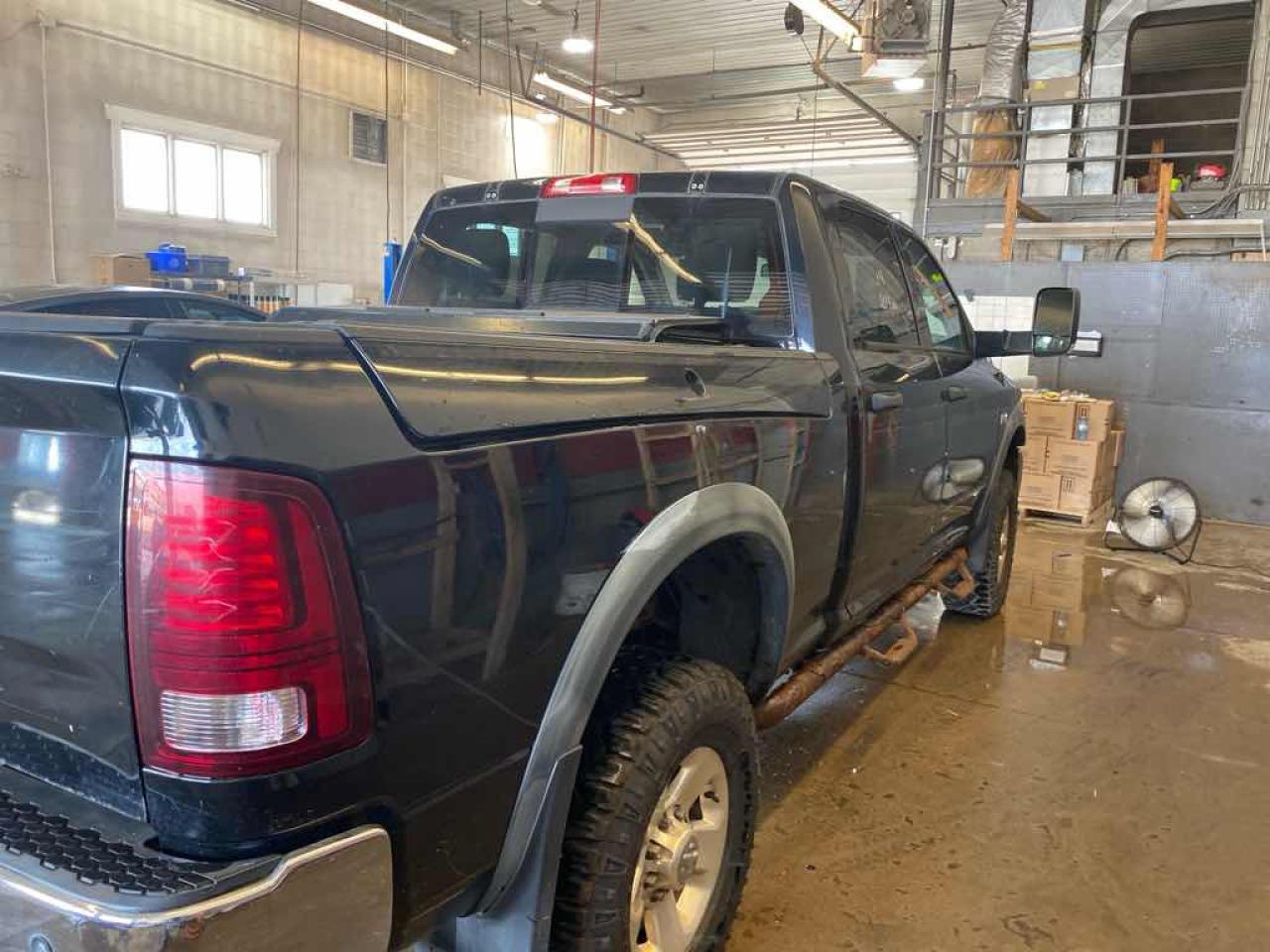 2014 RAM 2500 Powerwagon - Photo #4