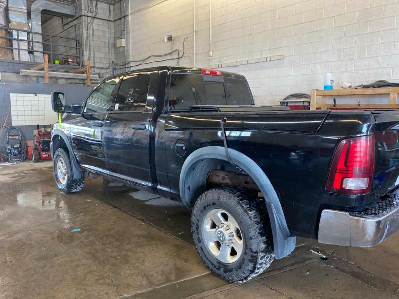 2014 RAM 2500 Powerwagon - Photo #6