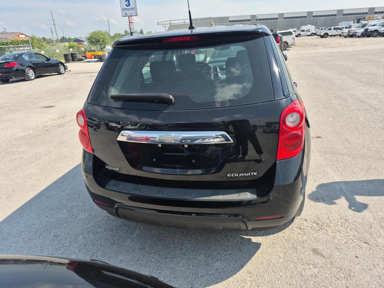2011 Chevrolet Equinox LS - Photo #5