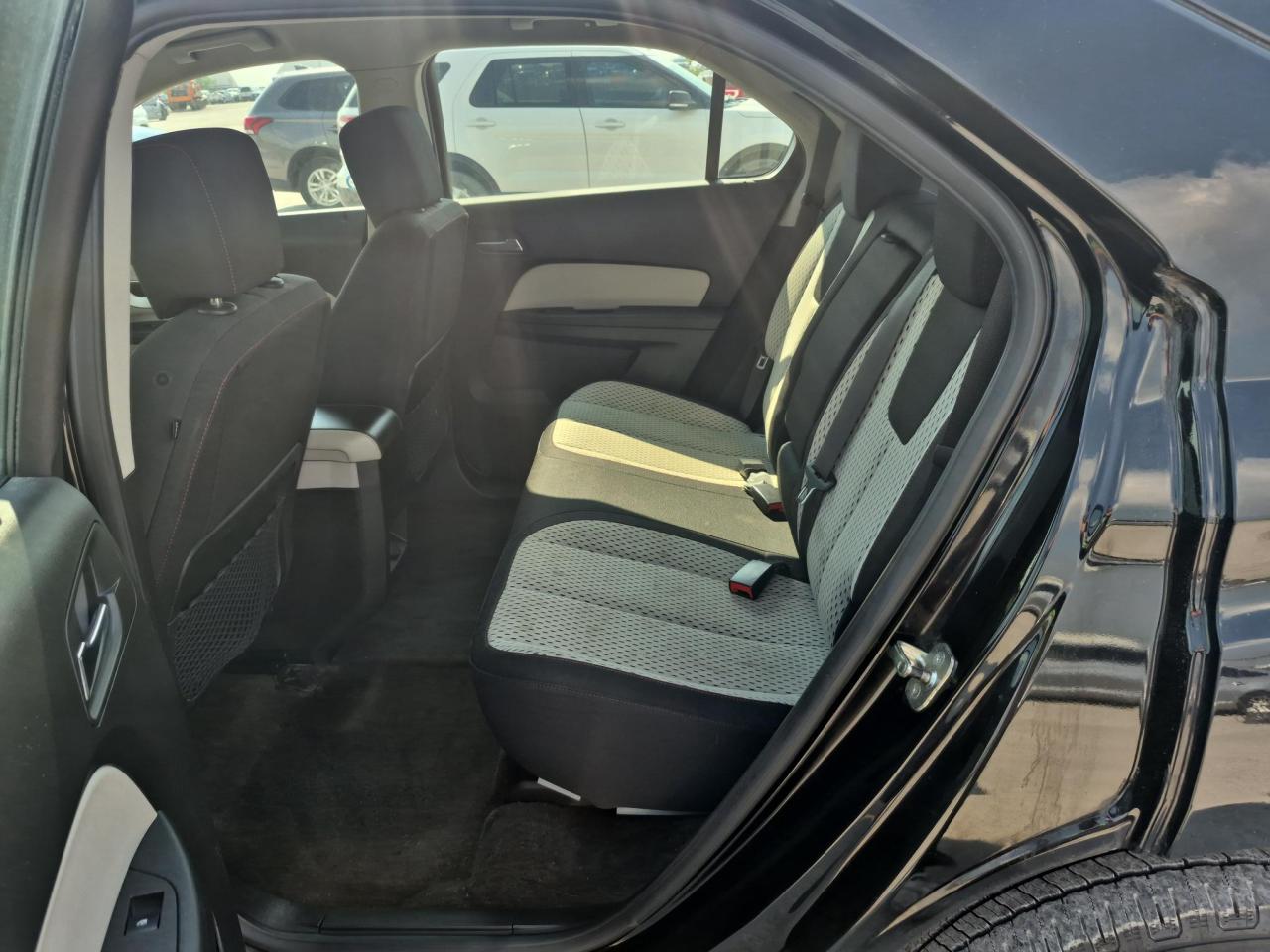 2011 Chevrolet Equinox LS - Photo #12