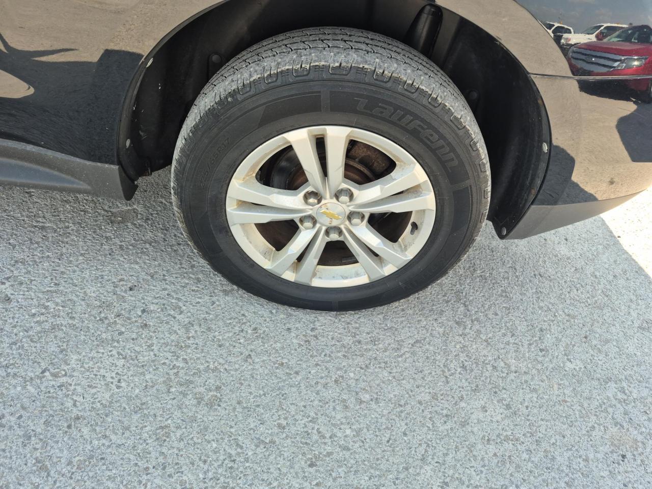 2011 Chevrolet Equinox LS - Photo #16