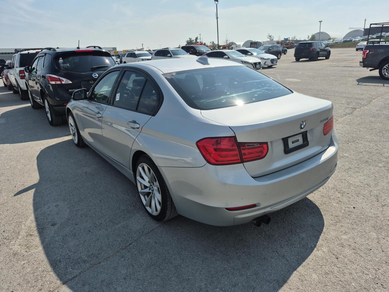 2012 BMW 328i  - Photo #6