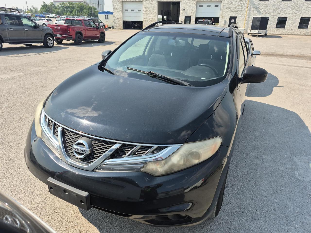 2011 Nissan Murano SL - Photo #2