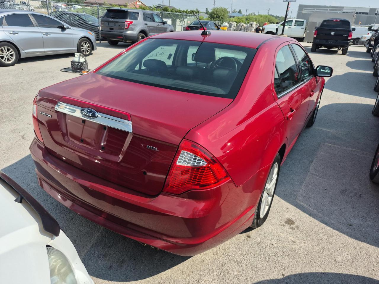 2010 Ford Fusion SEL - Photo #4