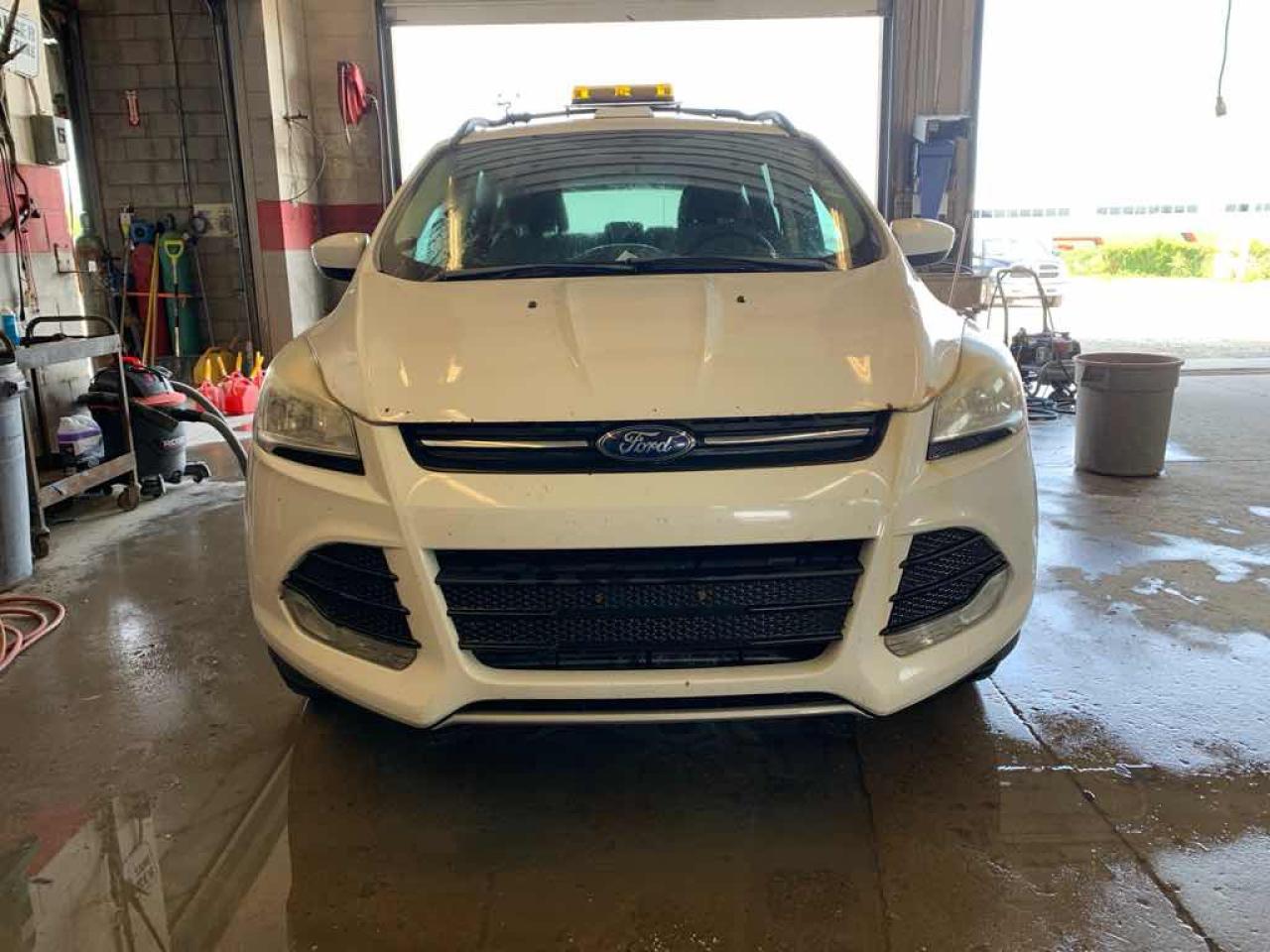 2014 Ford Escape SE - Photo #2