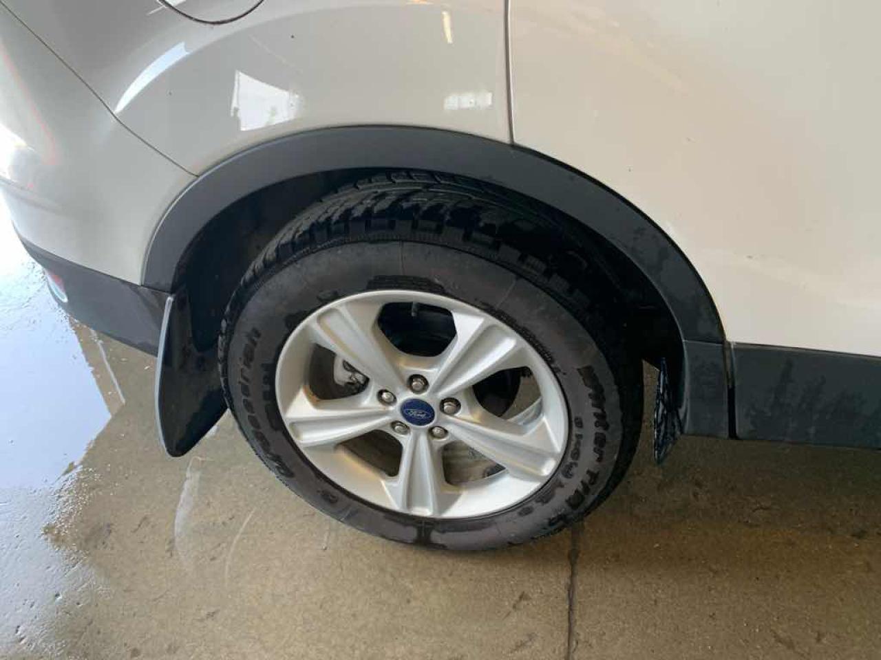 2014 Ford Escape SE - Photo #18