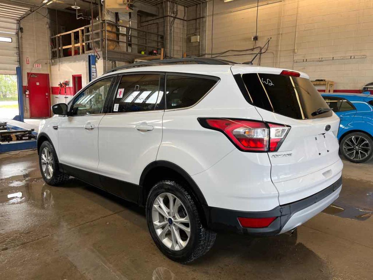 2017 Ford Escape SE - Photo #6