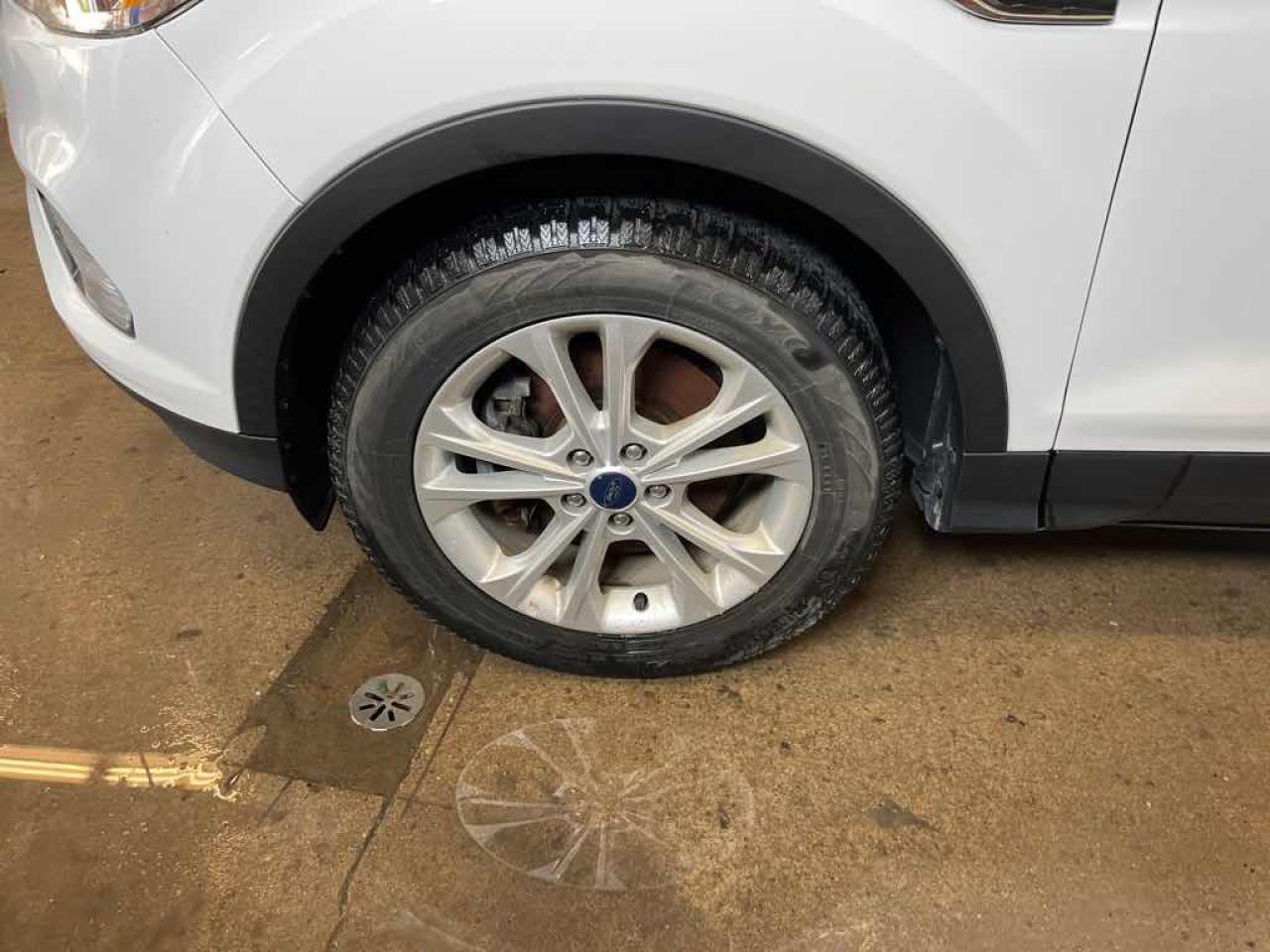 2017 Ford Escape SE - Photo #15