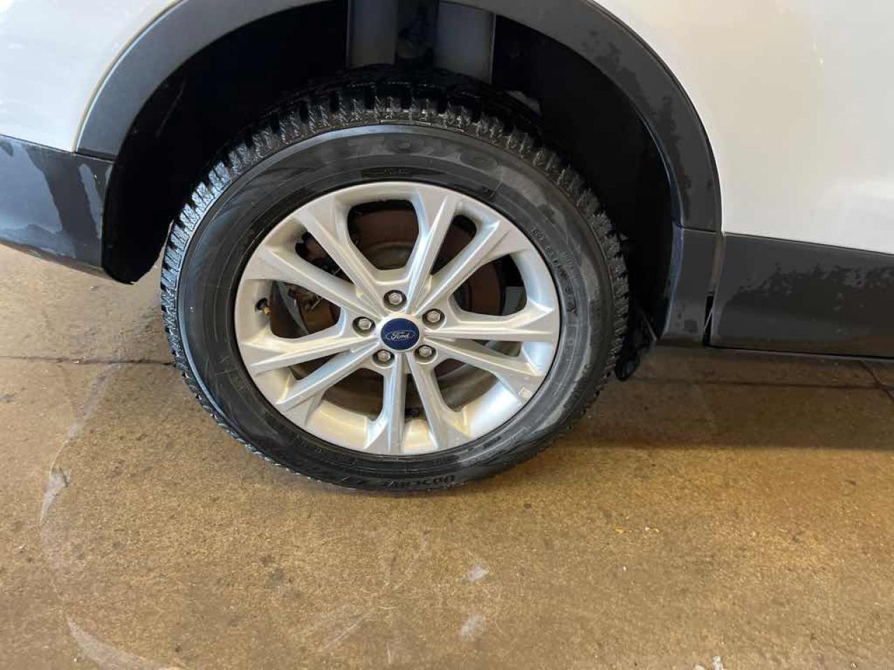 2017 Ford Escape SE - Photo #18