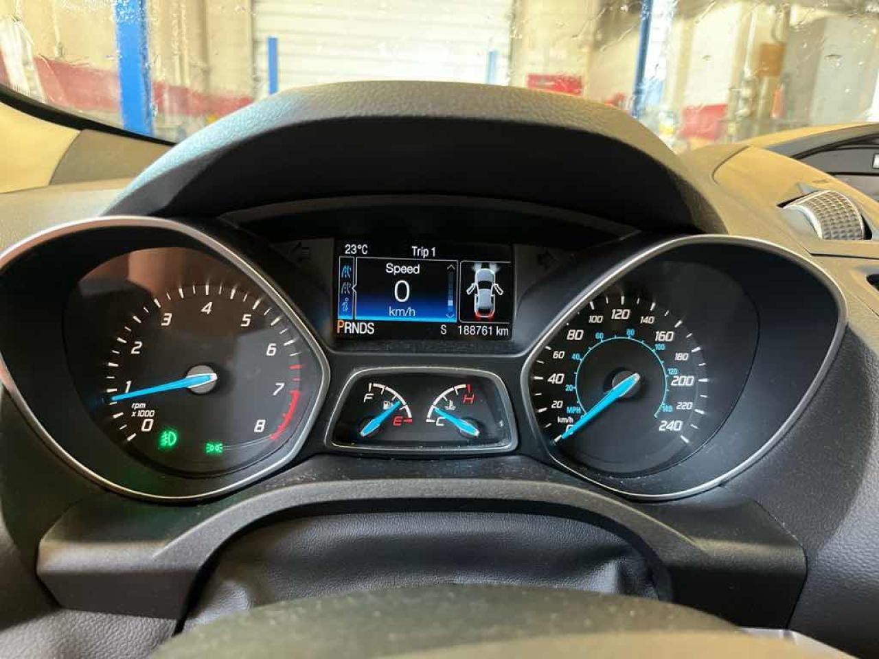2016 Ford Escape SE - Photo #9