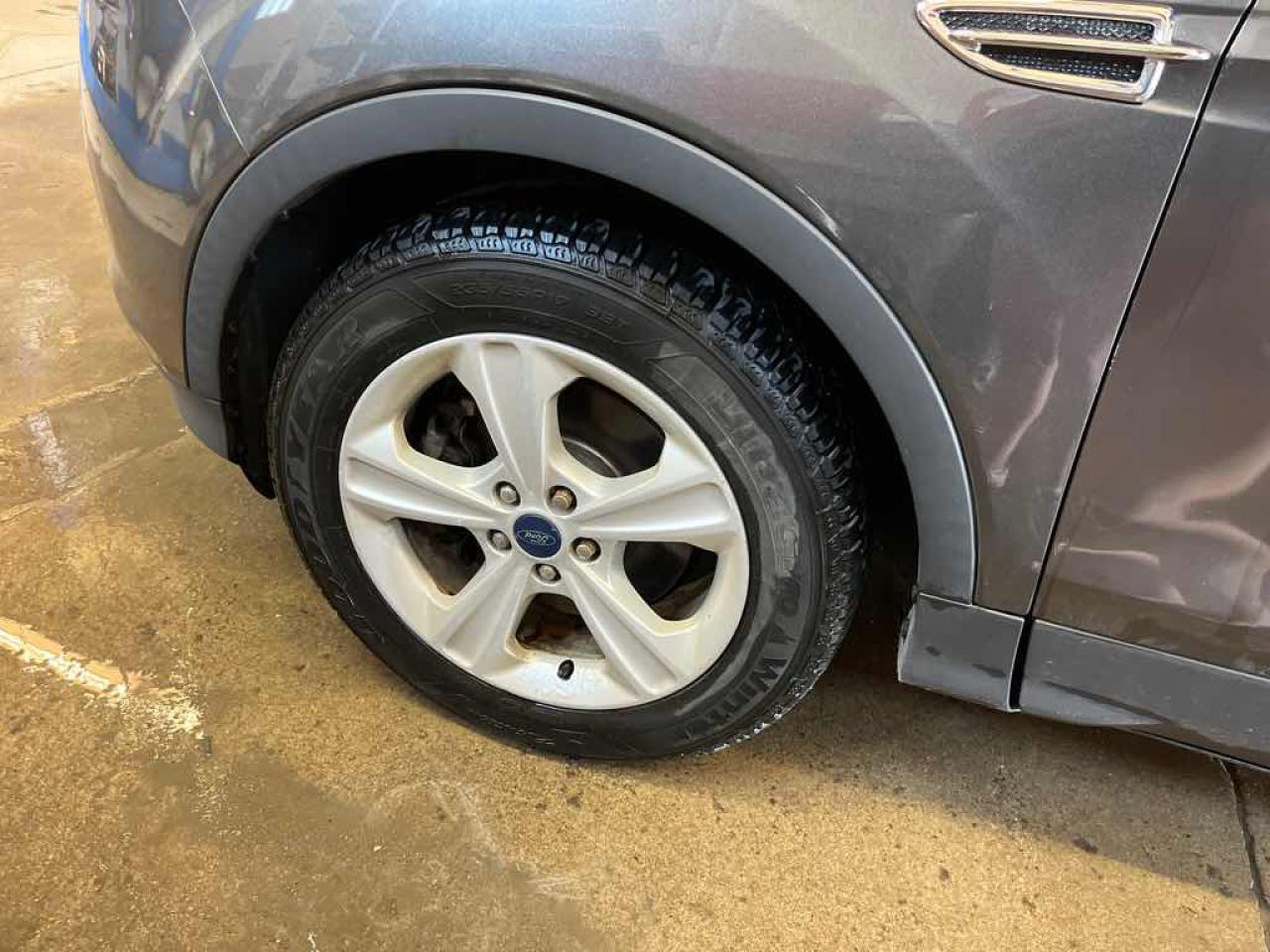 2016 Ford Escape SE - Photo #15