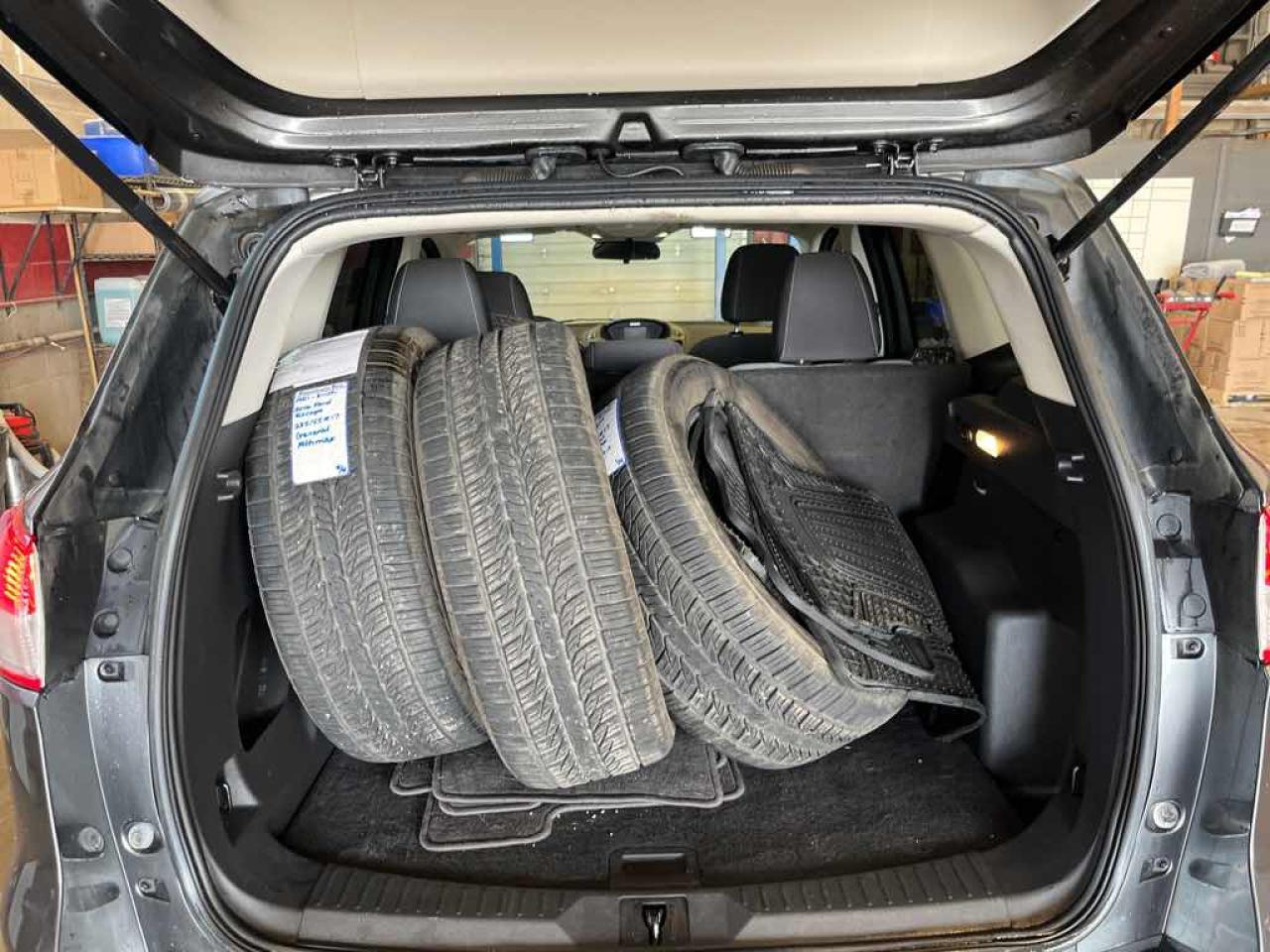 2016 Ford Escape SE - Photo #19