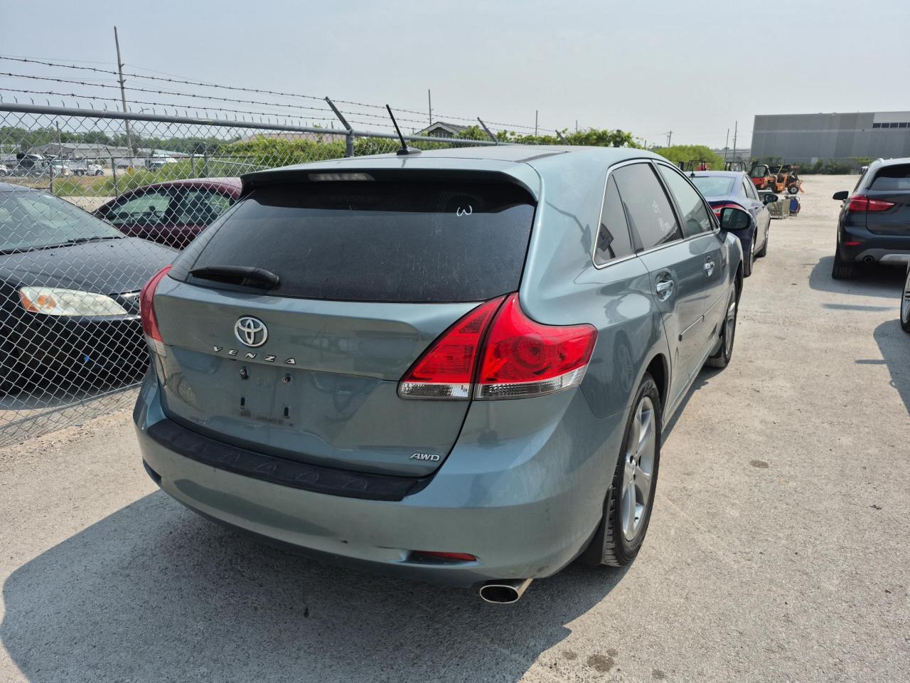 2009 Toyota Venza  - Photo #4