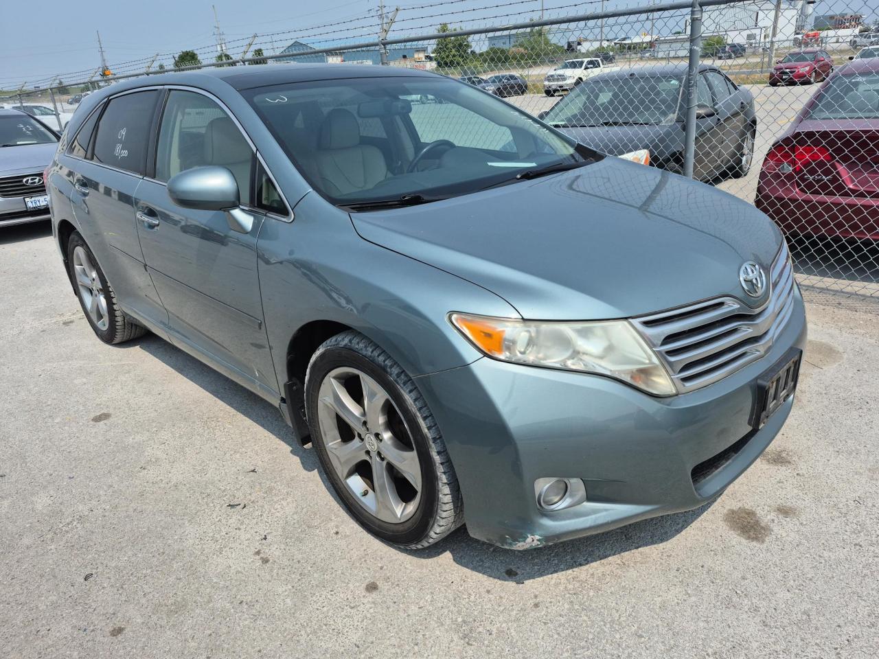 2009 Toyota Venza  - Photo #3