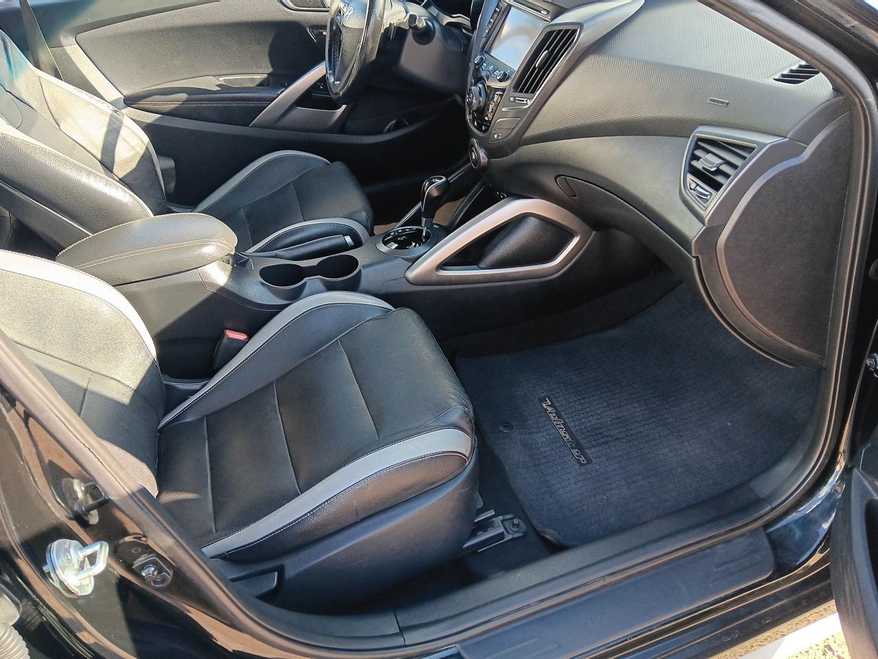 2016 Hyundai Veloster Turbo Leather Pano Nav Htd Seats & Steering BU Cam - Photo #18