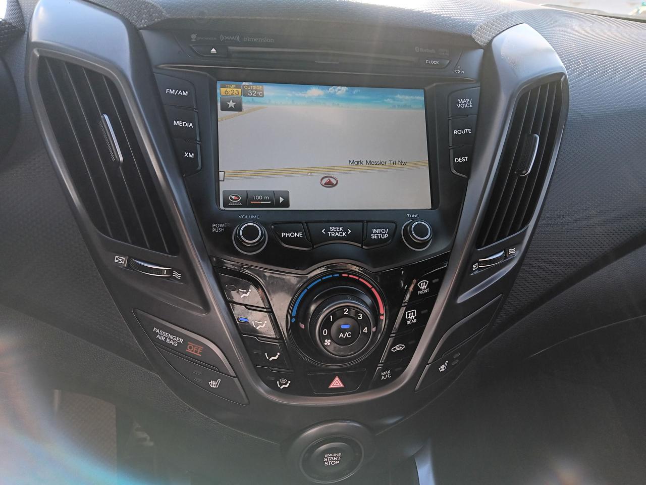 2016 Hyundai Veloster Turbo Leather Pano Nav Htd Seats & Steering BU Cam - Photo #20