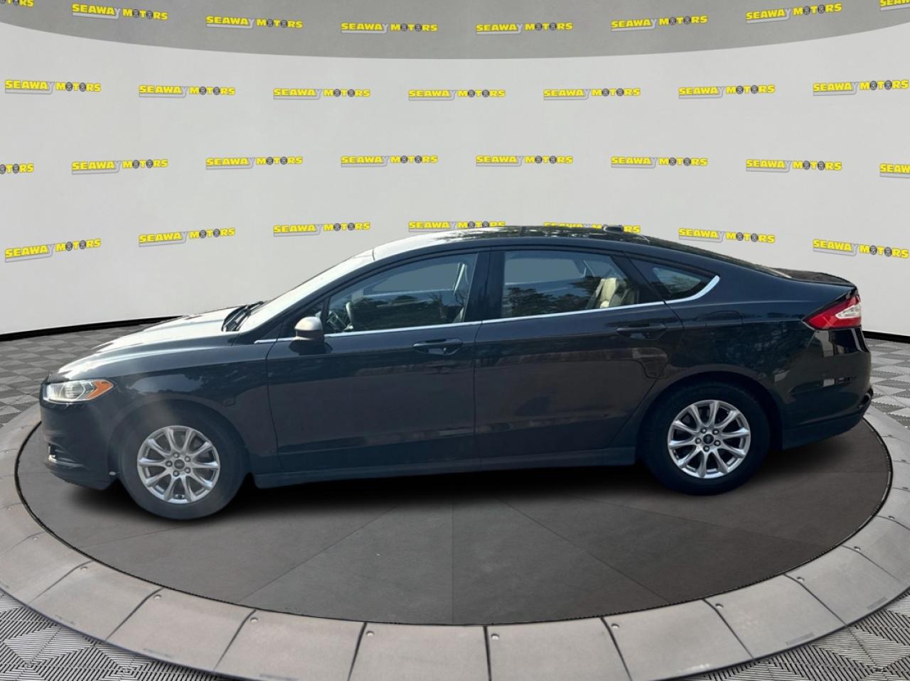 2015 Ford Fusion  - Photo #6