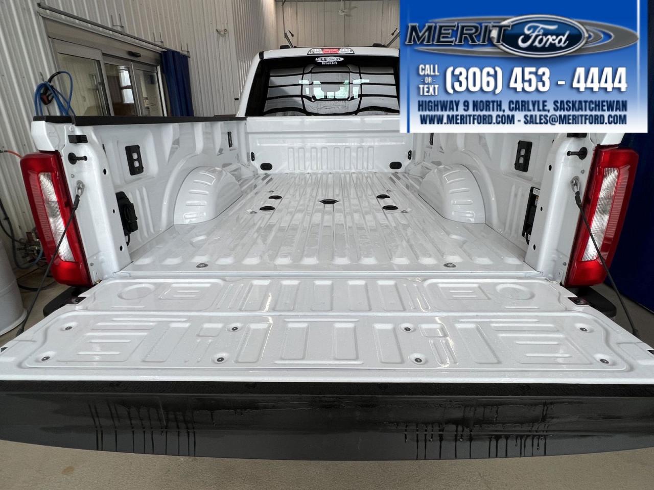 2026 Ford F-350 Super Duty DRW XL Photo3